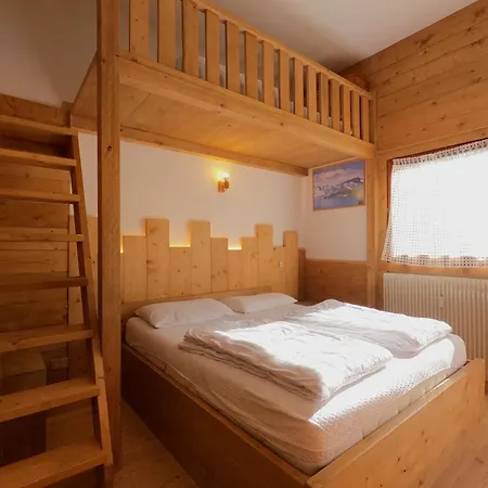 Valles Vacanze Apartamento *