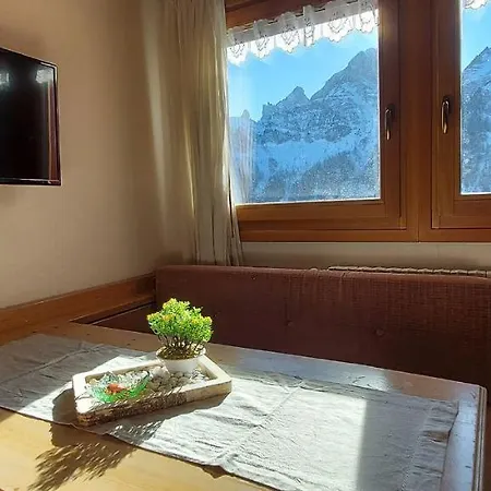 Valles Vacanze Apartament *